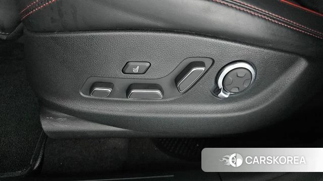 Genesis GV70 id 4224037 из Кореи 28