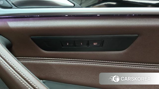 BMW 5 Series (G30) id 4778863 из Кореи 28