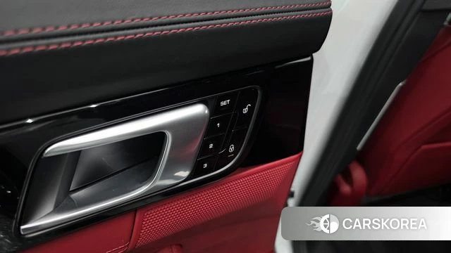 Porsche Panamera (971) id 4543733 из Кореи 28