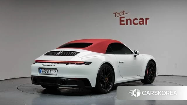 Porsche 911(992) id 4533292 из Кореи 28