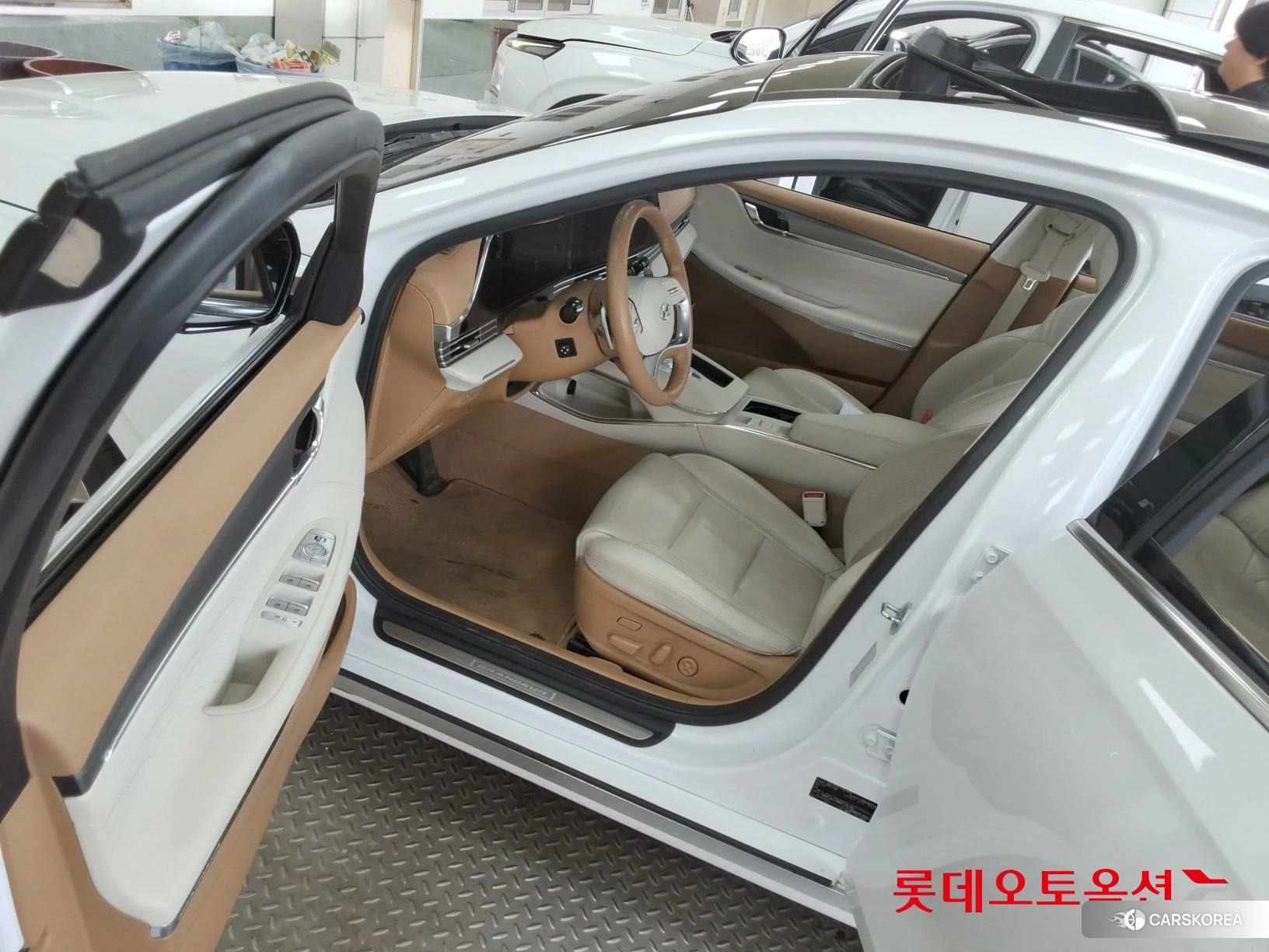 Hyundai Grandeur Hybrid id 3875705 из Кореи 28