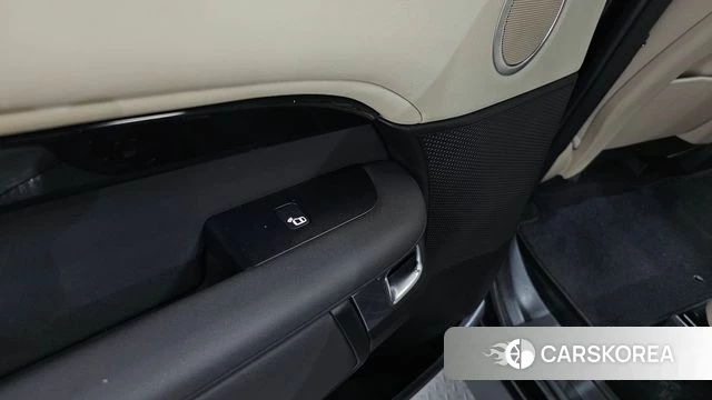 Land Rover Discovery 5 id 4776001 из Кореи 28