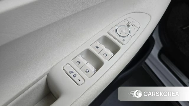 Hyundai The New Grandeur IG Hybrid id 4231077 из Кореи 28