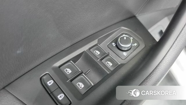 Volkswagen Touareg 3rd generation id 4836243 из Кореи 28