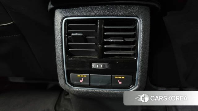 Volkswagen The New Passat id 4770635 из Кореи 28
