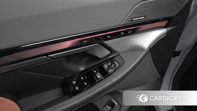 BMW 5 Series (G60) id 4515758 из Кореи 28