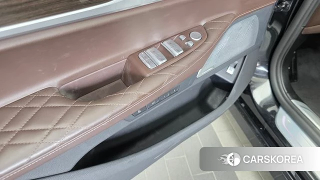 BMW 7 Series (G11) id 4541860 из Кореи 28