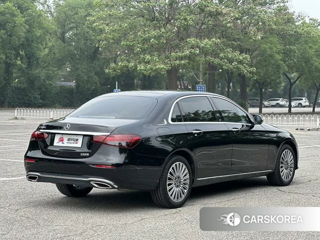 Mercedes-Benz E-class id 4393247 из Китая 28