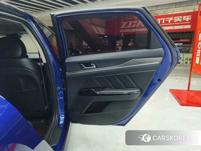 Kia K5 id 4367485 из Китая 28