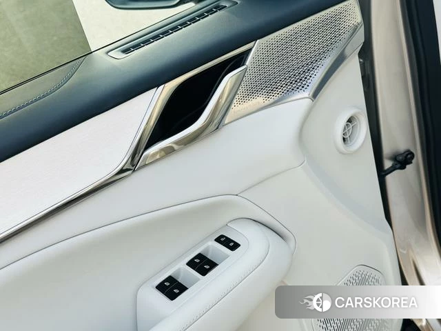 Volvo EM90 id 3968651 из Китая 28