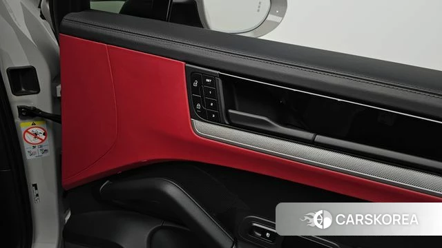 Porsche Cayenne (PO536) id 4863078 из Кореи 28