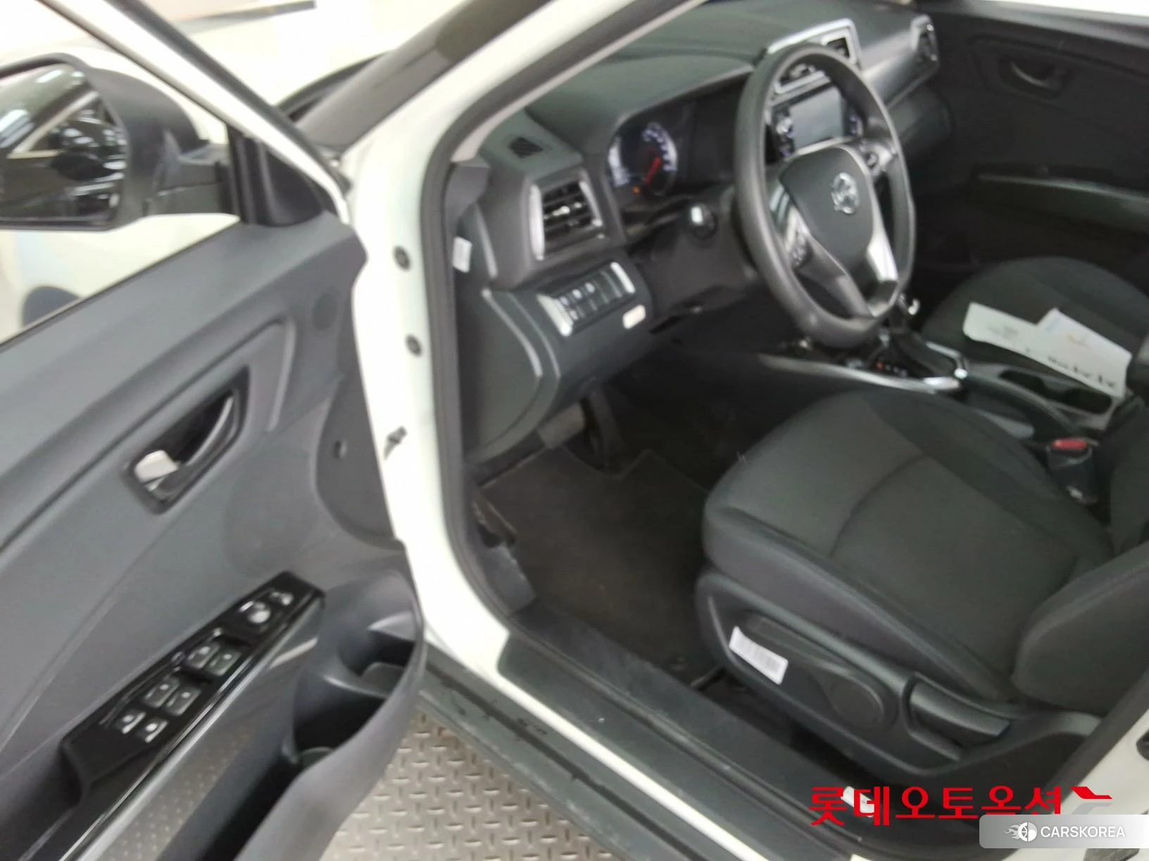 SsangYong Tivoli id 3875668 из Кореи 28