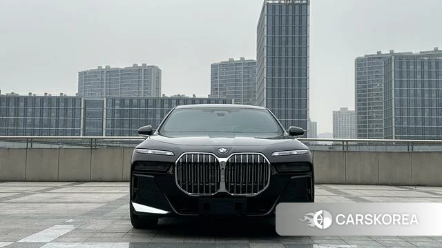 BMW 7 series id 4260552 из Китая 28