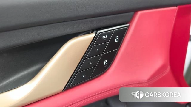 Porsche Taycan id 4880071 из Кореи 28