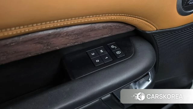 Land Rover Discovery 5 id 4764852 из Кореи 28