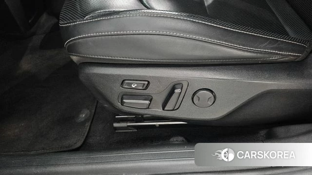 Kia EV6 id 4249993 из Кореи 28