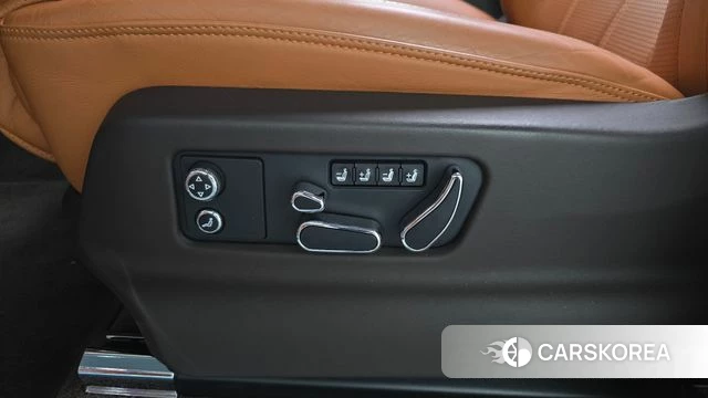 Bentley Bentayga id 4444015 из Кореи 28