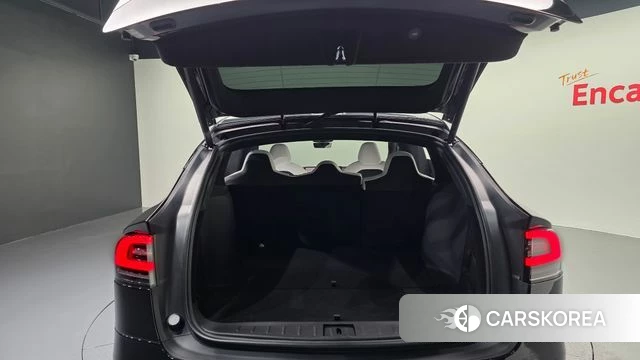 Tesla Model X id 4847147 из Кореи 28