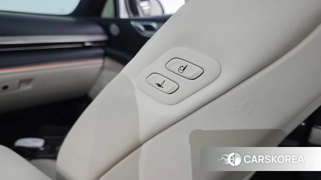 Genesis GV80 id 4630010 из Кореи 28