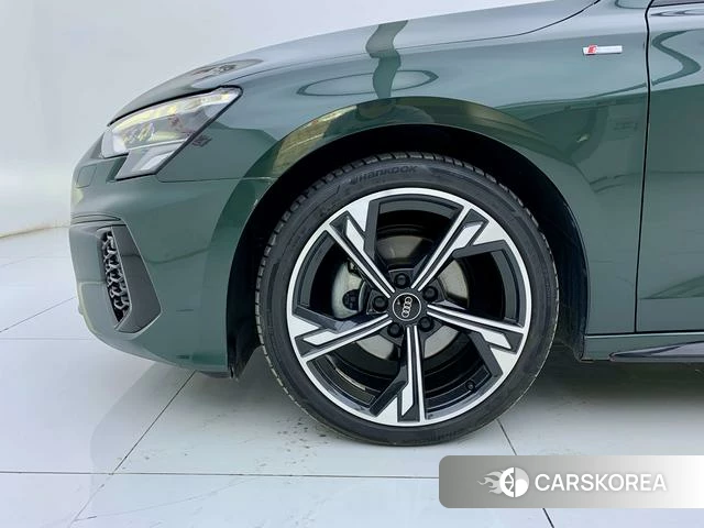 Audi A3 id 4313894 из Китая 28