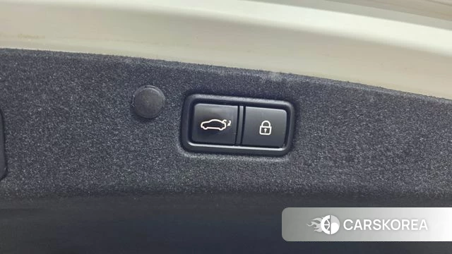 Hyundai The New Grandeur IG Hybrid id 4383850 из Кореи 28
