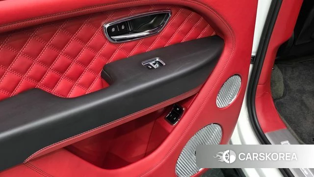 Bentley Bentayga id 4186380 из Кореи 28