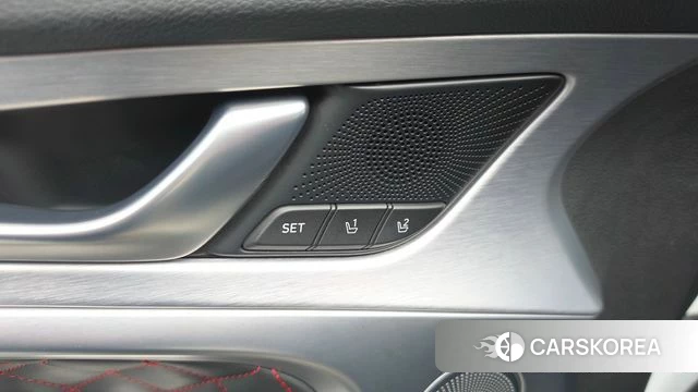 Genesis G70 id 4356463 из Кореи 28