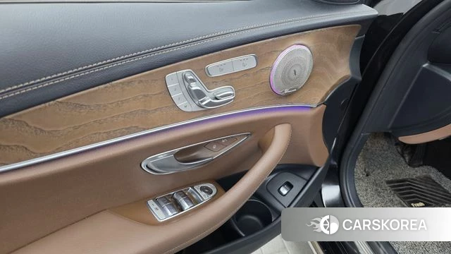 Mercedes-Benz E-Class W213 id 4717144 из Кореи 28
