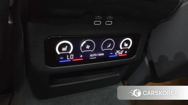 BMW 5 Series (G60) id 4387993 из Кореи 28
