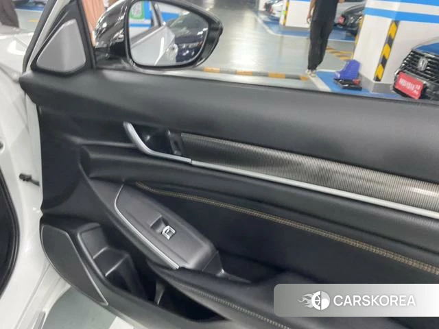 Honda Accord id 4358874 из Китая 28