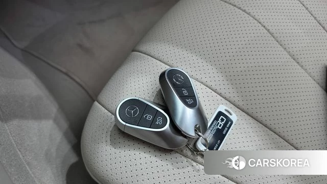 Mercedes-Benz E-Class W214 id 4686349 из Кореи 28