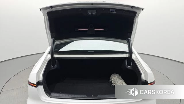 Hyundai Grandeur Hybrid (GN7) id 4871550 из Кореи 28