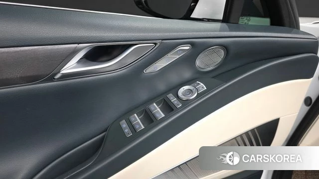 Genesis Electrified G80 (RG3) id 4501154 из Кореи 28