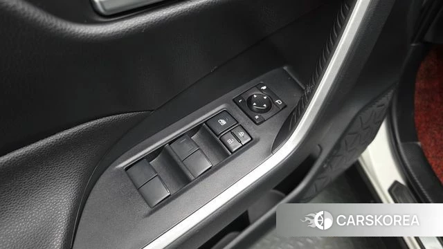 Toyota RAV4 5th Generation id 4780700 из Кореи 28