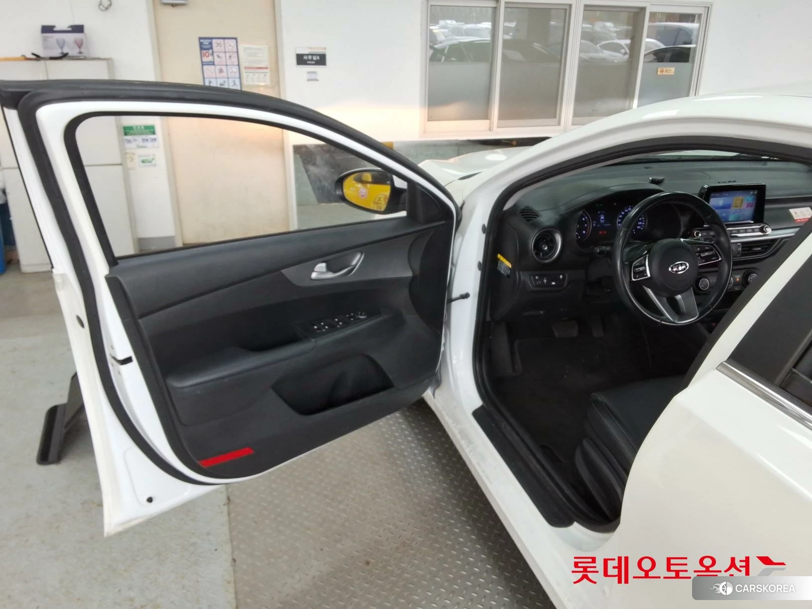 Kia K3 id 3875780 из Кореи 28