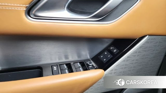Land Rover Range Rover Velar id 4286291 из Кореи 28
