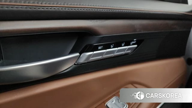 Genesis G90 id 4268965 из Кореи 28