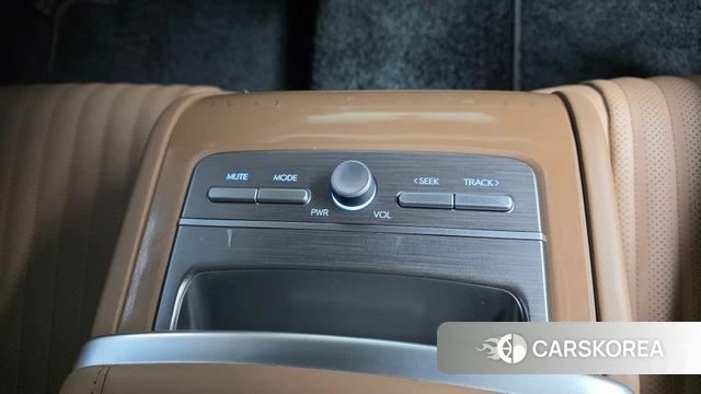 Hyundai Grandeur Hybrid (GN7) id 4897712 из Кореи 28