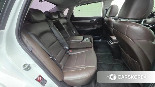 Hyundai The New Grandeur IG Hybrid id 4698304 из Кореи 28