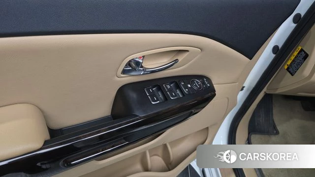 Kia The New Carnival id 4447020 из Кореи 28