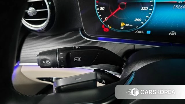 Mercedes-Benz E-Class W213 id 4280858 из Кореи 28