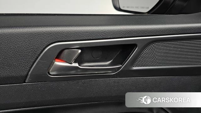 Ssangyong The New Rexton Sports Cannes id 4388069 из Кореи 28
