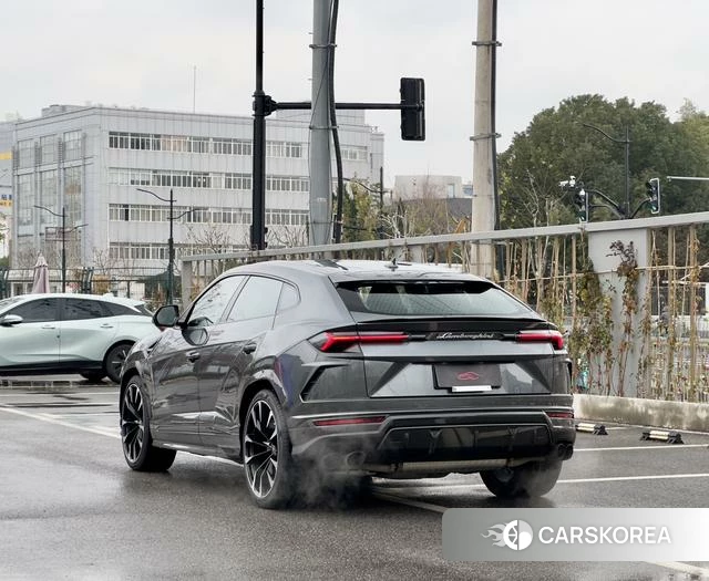 Lamborghini Urus id 4239744 из Китая 28