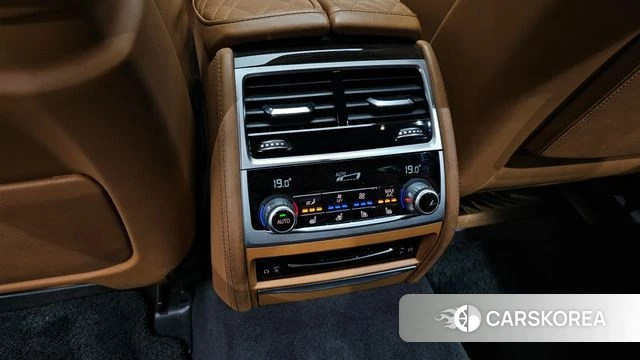 BMW 7 Series (G11) id 4293731 из Кореи 28