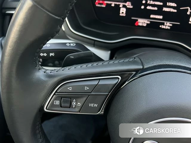 Audi A4L id 4271945 из Китая 28