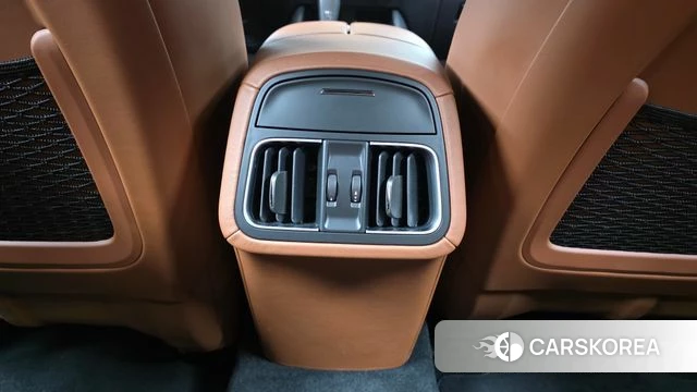 Maserati Levante id 4688608 из Кореи 28