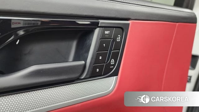 Porsche Cayenne (PO536) id 4540334 из Кореи 28