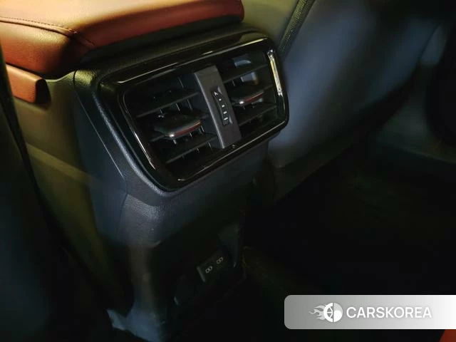 Lexus NX PHEV id 4272681 из Китая 28