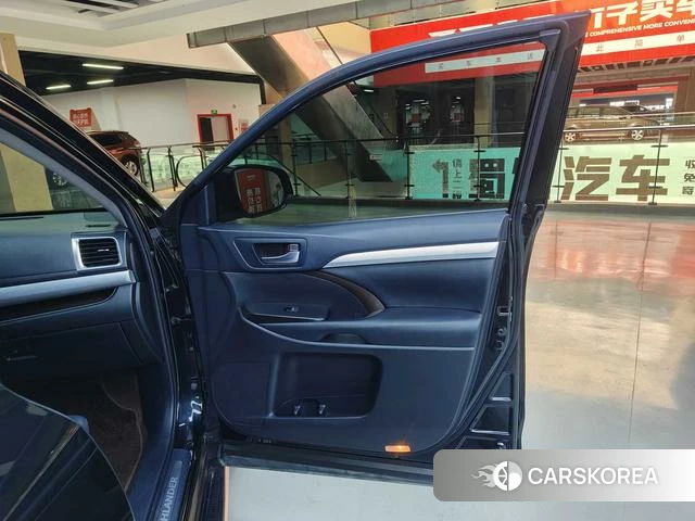 Toyota Highlander id 4261118 из Китая 28