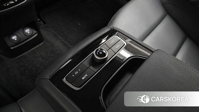 Kia K7 Premier Hybrid id 4872820 из Кореи 28
